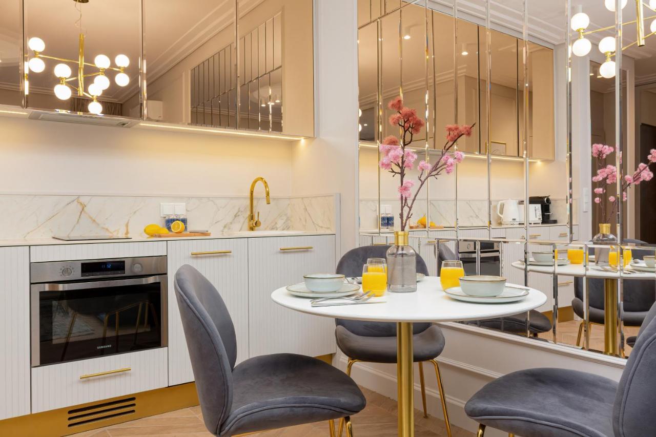 Mennica Residence Central Apartment By Renters Prestige 华沙 外观 照片