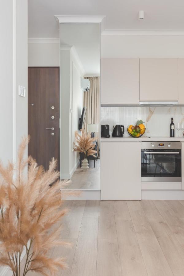 Mennica Residence Central Apartment By Renters Prestige 华沙 外观 照片